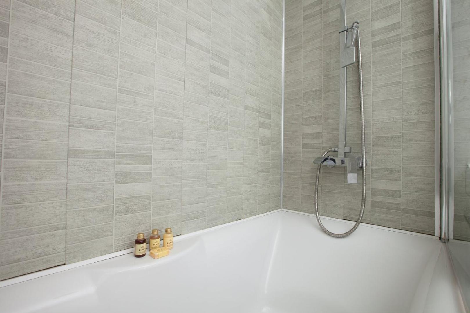 Guestready - Spacious 2br Flat In Peaceful